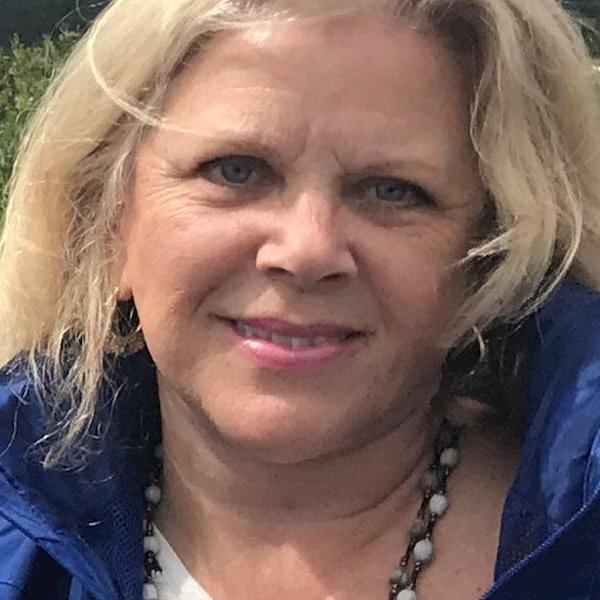 CLAUDIA